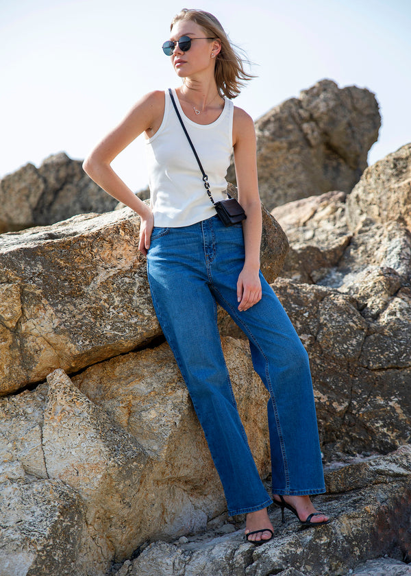 Classic Wide Jeans