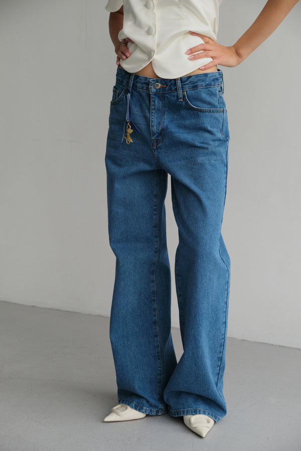 Basic Jeans