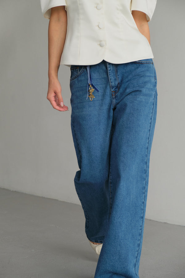Basic Jeans